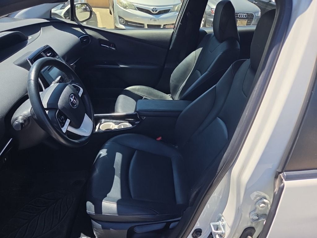2016 Toyota Prius Three Touring