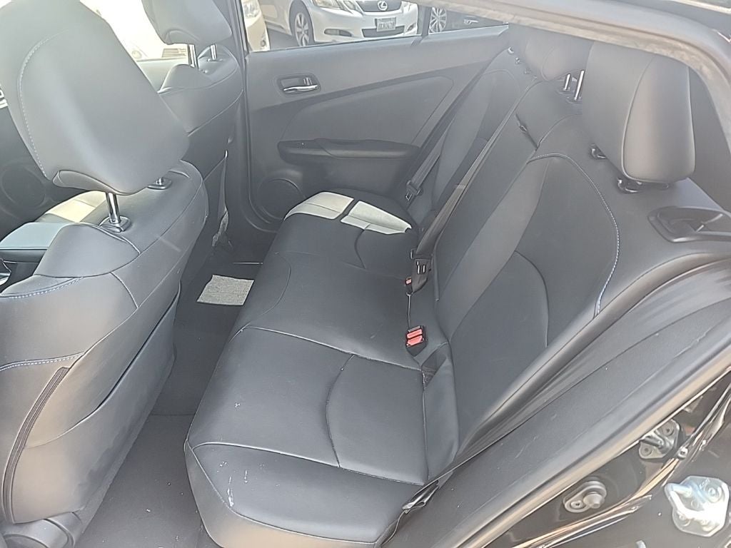 2016 Toyota Prius Three Touring