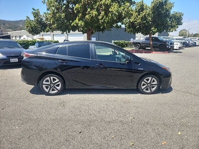 2016 Toyota Prius Three Touring