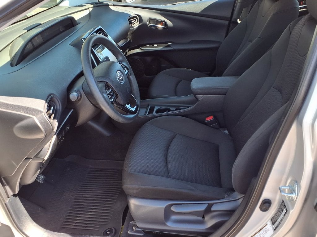 2020 Toyota Prius L