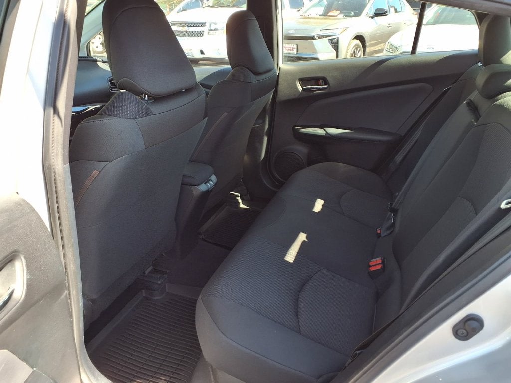 2020 Toyota Prius L
