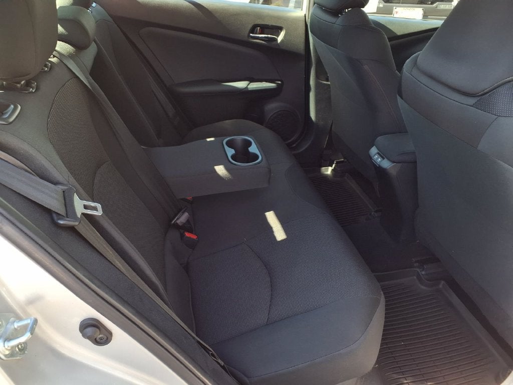 2020 Toyota Prius L