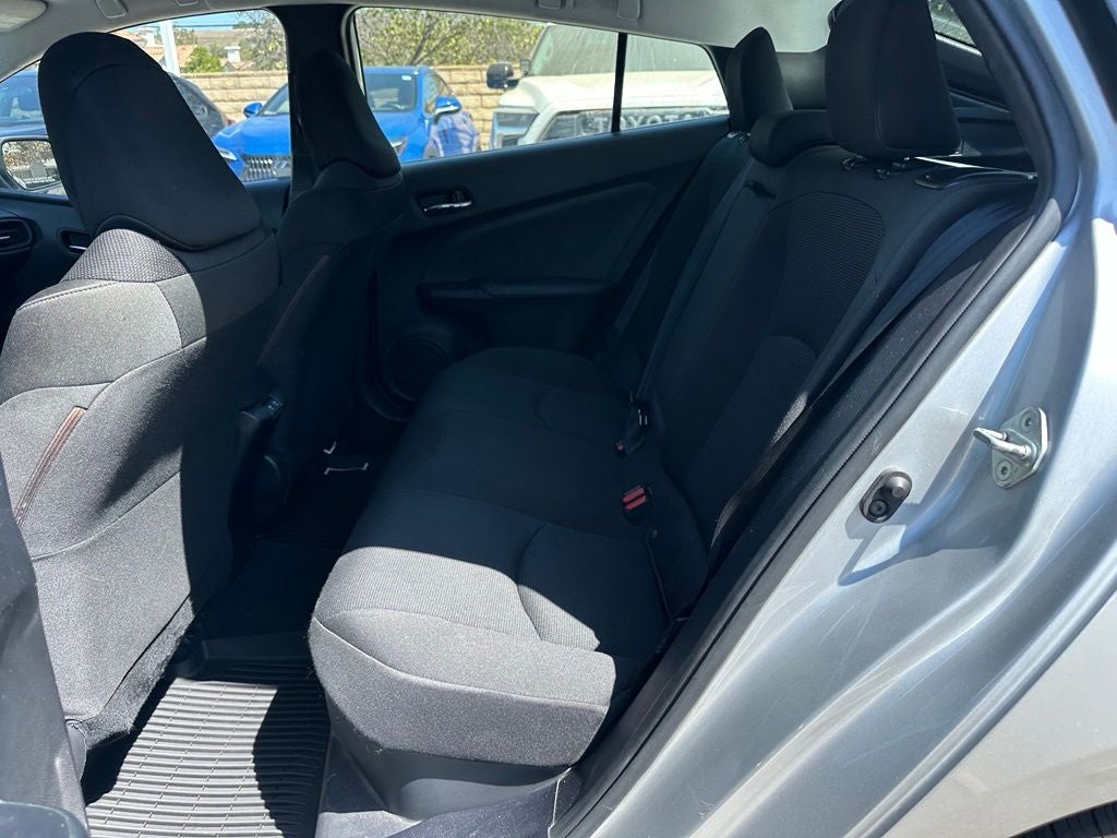 2020 Toyota Prius L