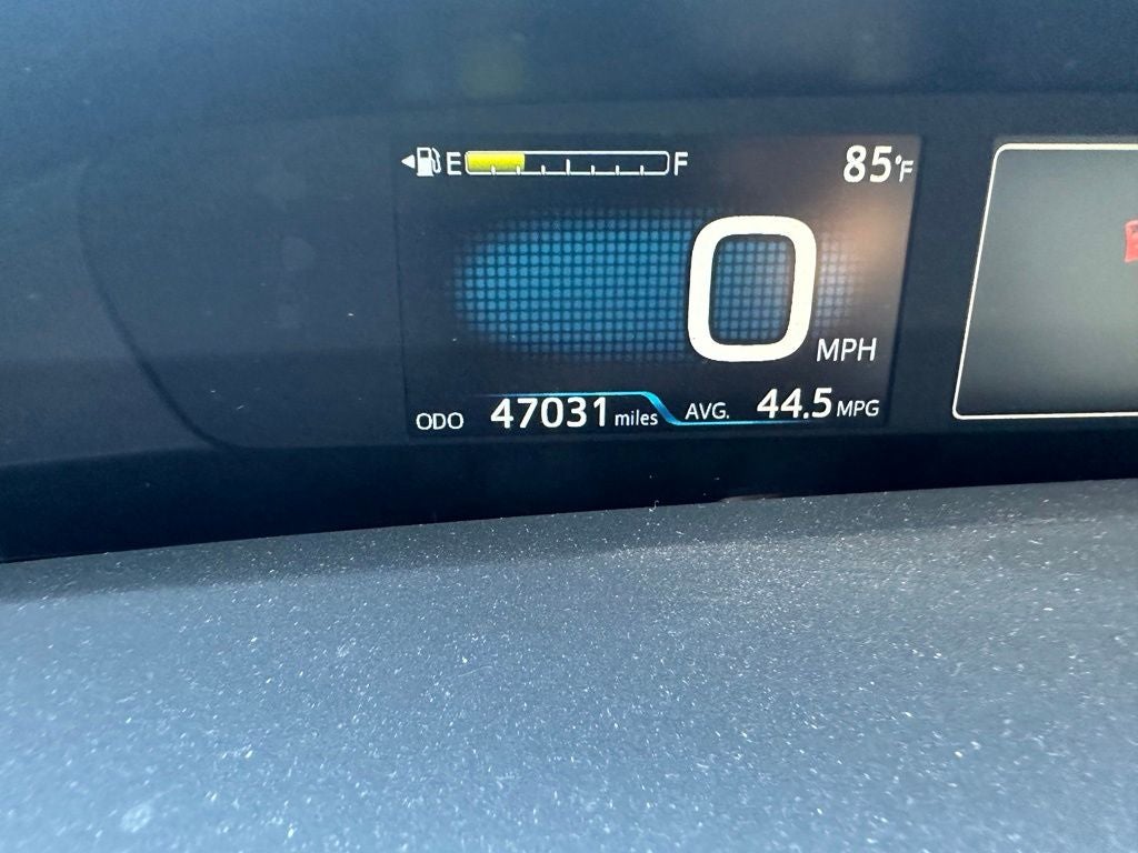 2016 Toyota Prius Three Touring