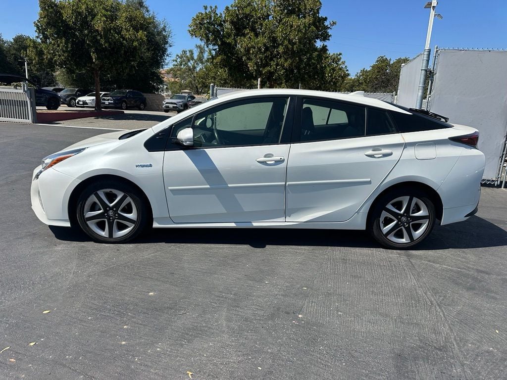 2016 Toyota Prius Three Touring