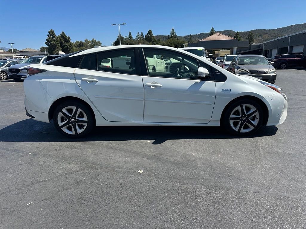 2016 Toyota Prius Three Touring
