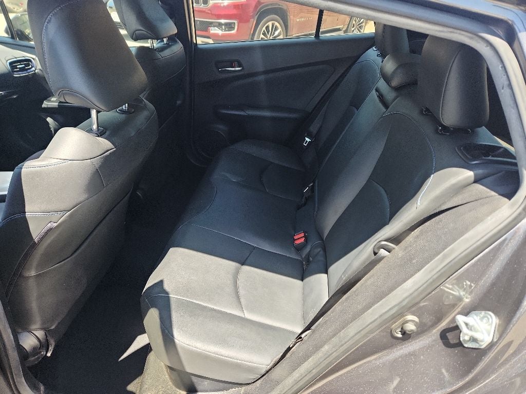 2016 Toyota Prius Three