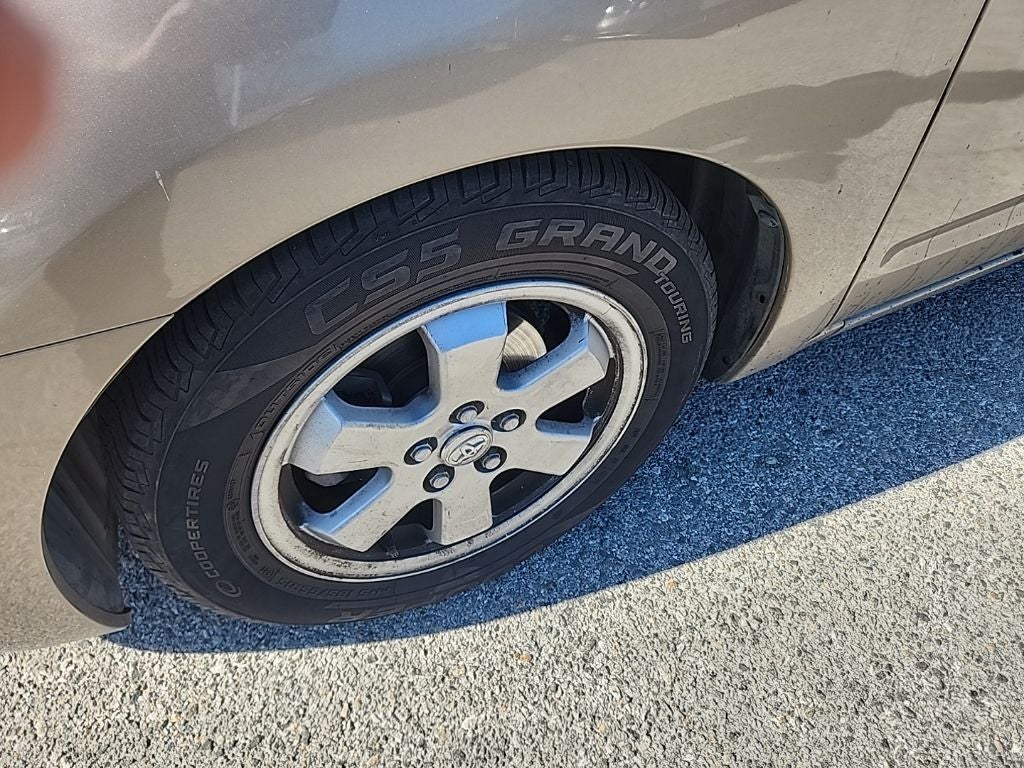 2005 Toyota Prius Base