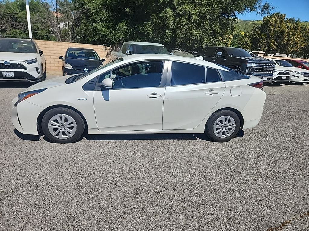 2016 Toyota Prius Two
