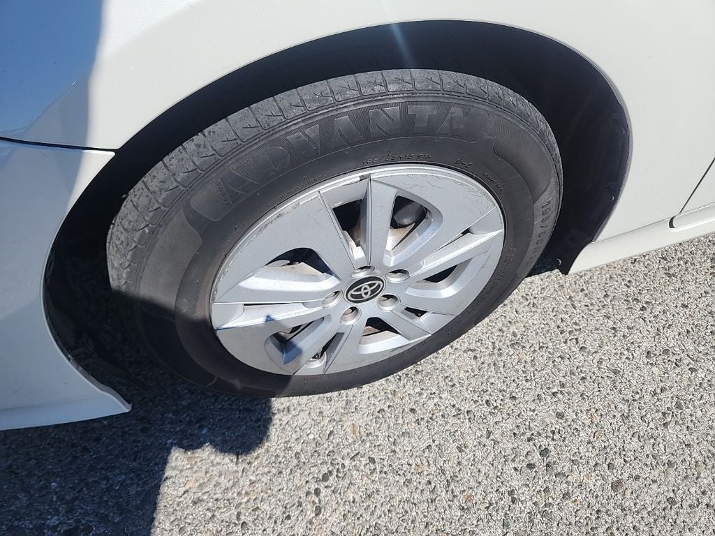 2016 Toyota Prius Two