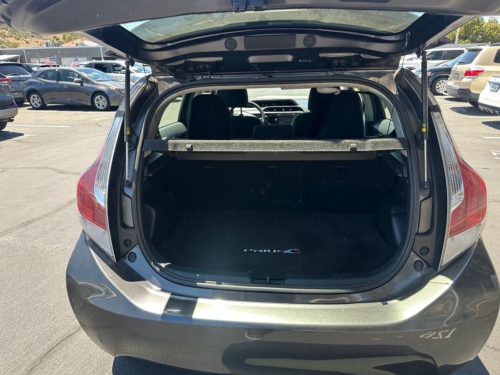 2016 Toyota Prius c Two
