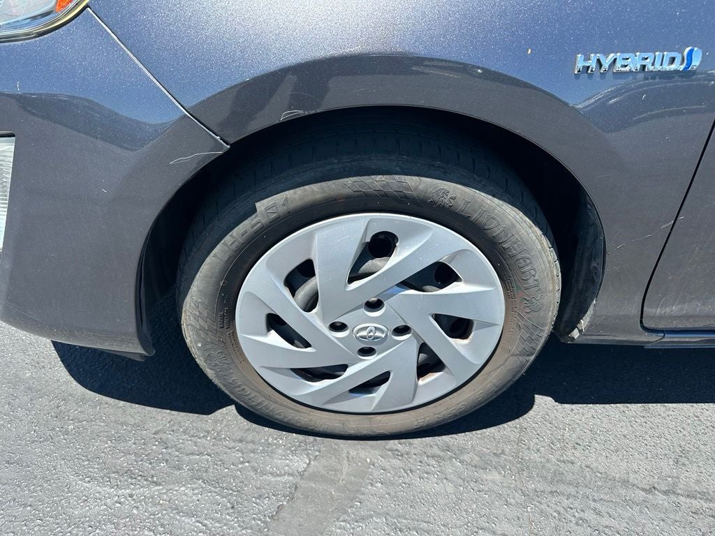 2016 Toyota Prius c Two