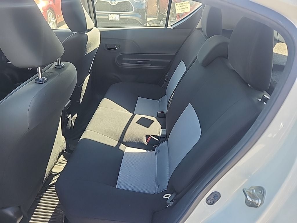 2019 Toyota Prius c L