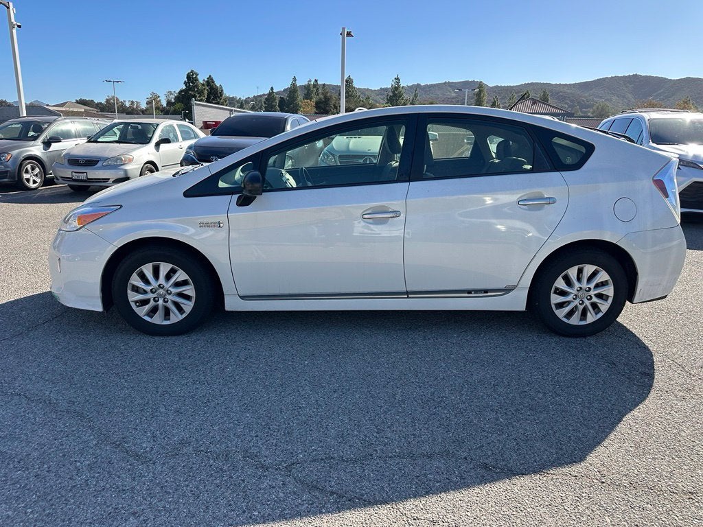 2013 Toyota Prius Plug-in Base