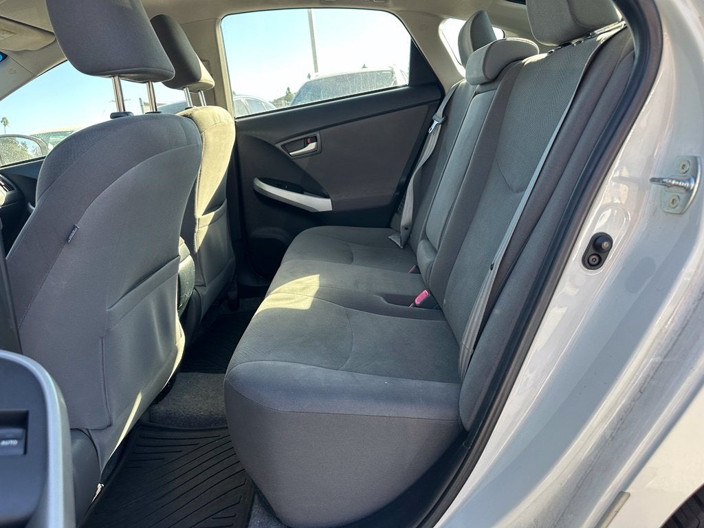 2013 Toyota Prius Plug-in Base
