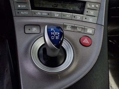 2015 Toyota Prius Three