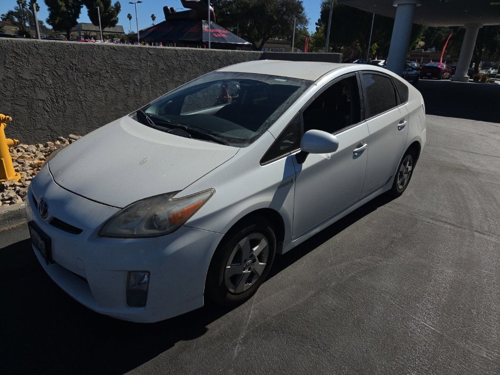 2010 Toyota Prius III