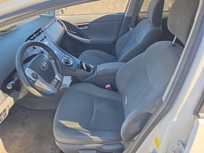 2010 Toyota Prius III