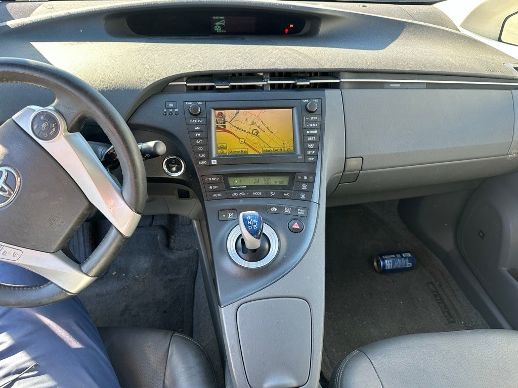 2010 Toyota Prius IV Solar Roof Package