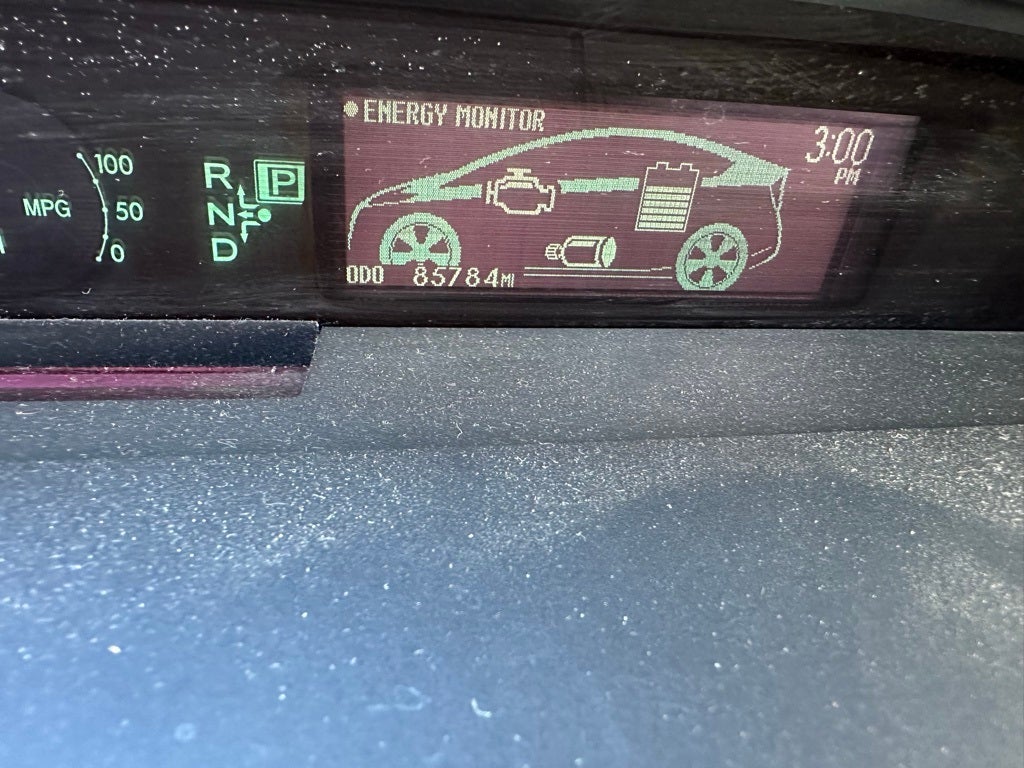 2010 Toyota Prius IV Solar Roof Package