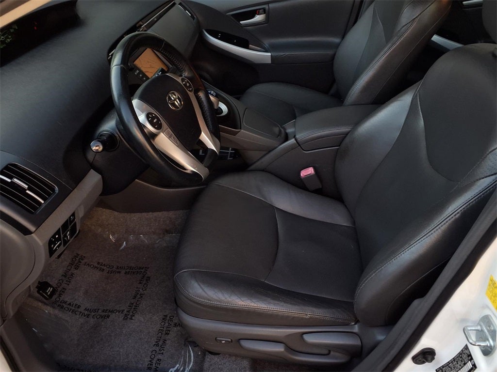 2010 Toyota Prius IV Solar Roof Package