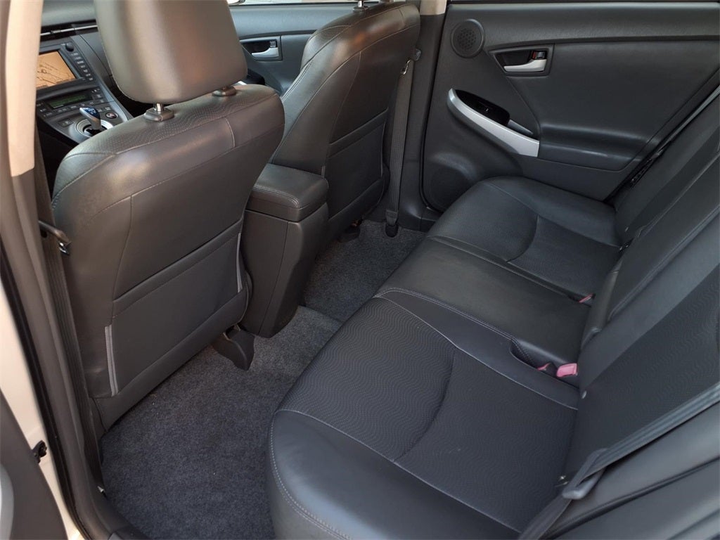 2010 Toyota Prius IV Solar Roof Package