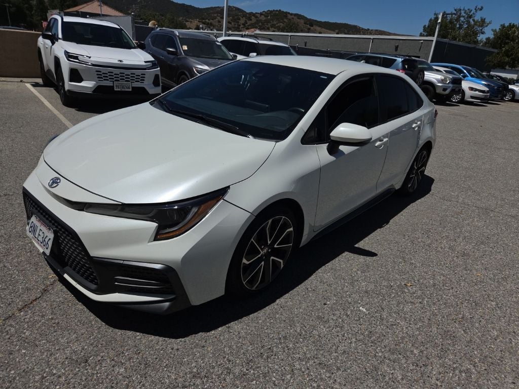 2020 Toyota Corolla SE AT's photo