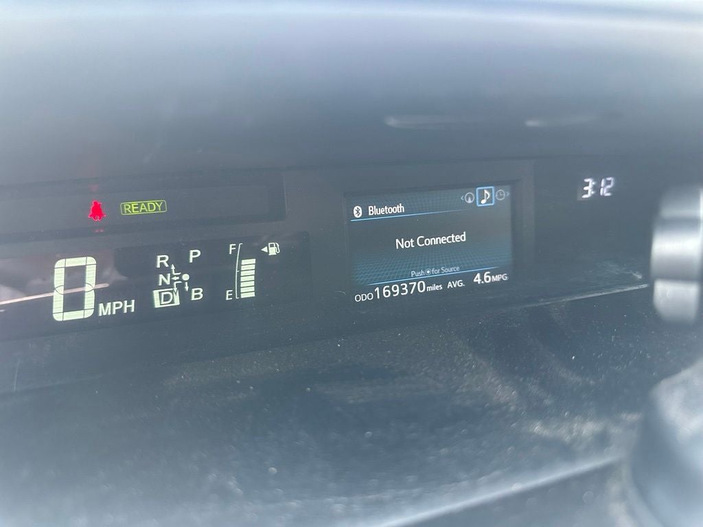 2016 Toyota Prius v Three