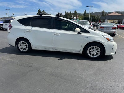 2016 Toyota Prius v Three