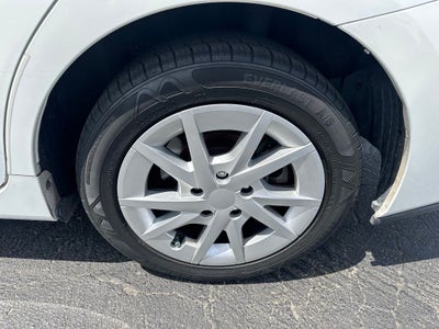 2016 Toyota Prius v Three