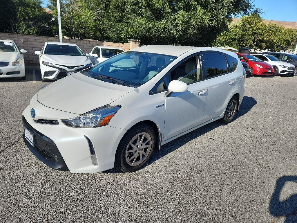 2017 Toyota Prius v Four