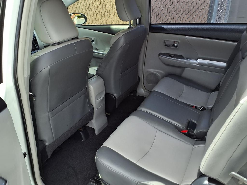 2017 Toyota Prius v Four