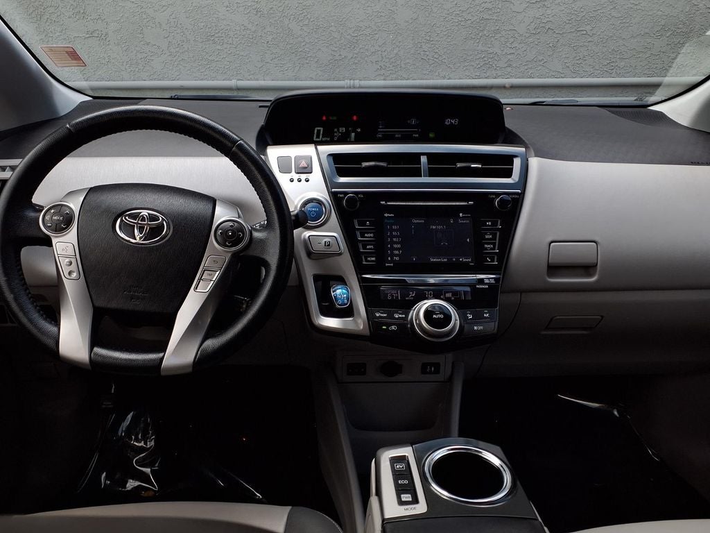 2017 Toyota Prius v Four
