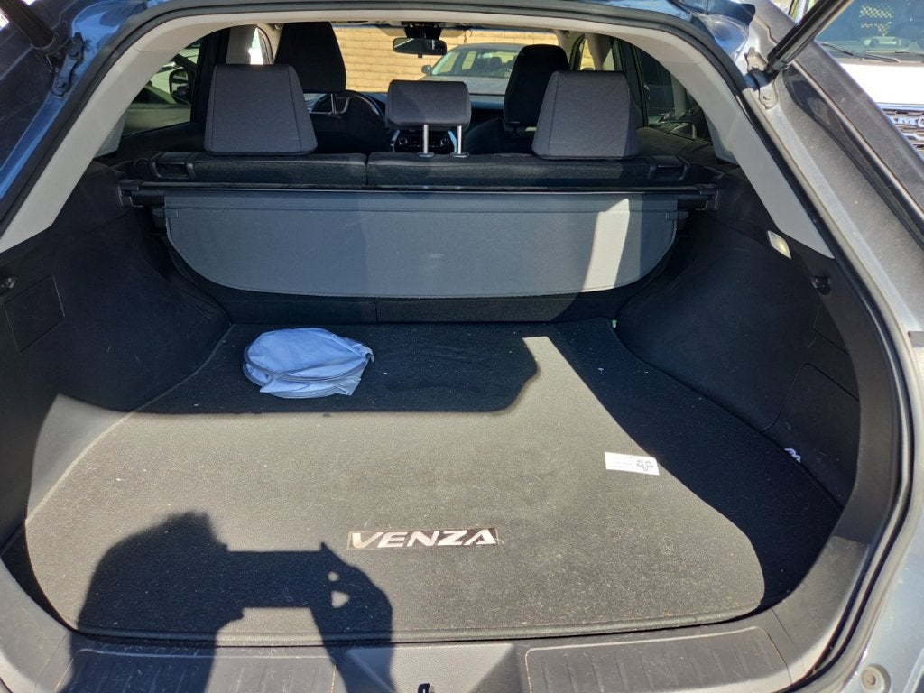 2021 Toyota Venza LE