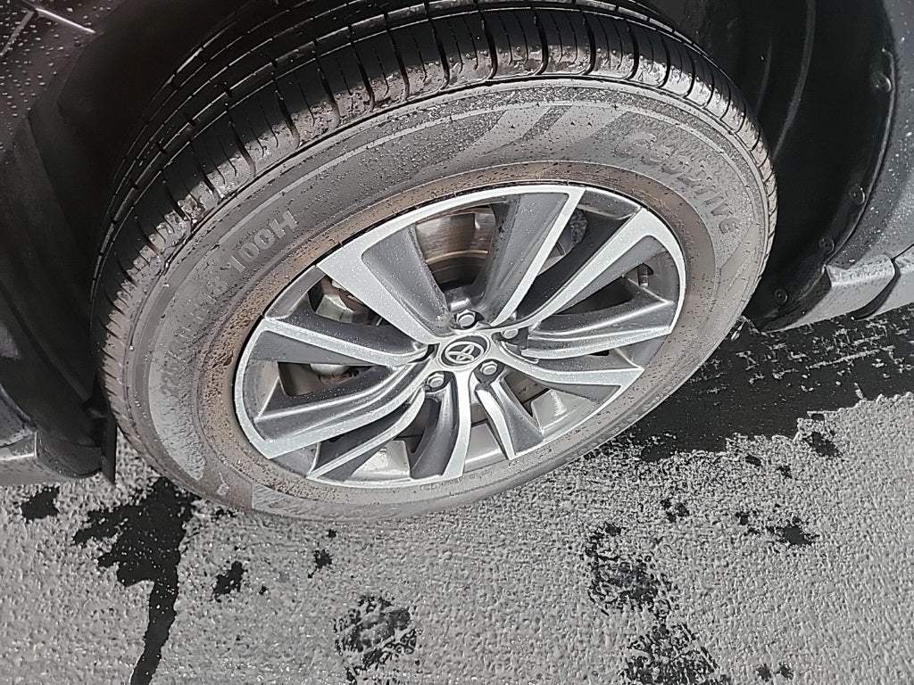 2021 Toyota Venza LE