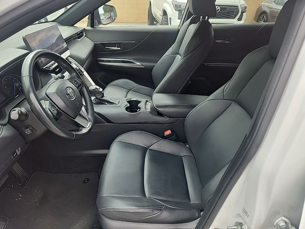 2023 Toyota Venza XLE