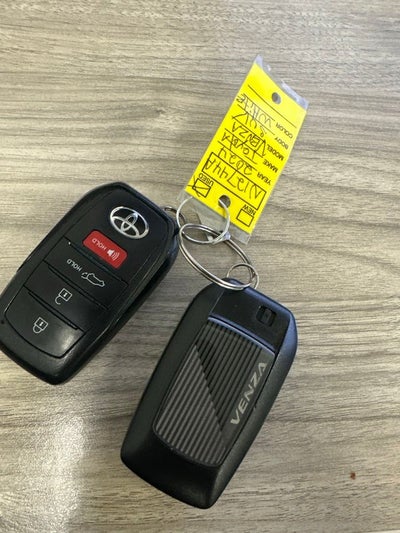 2024 Toyota Venza XLE