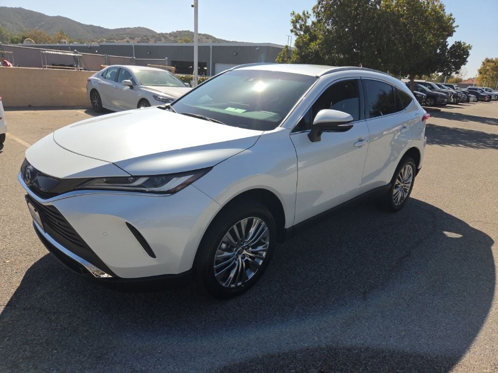 2023 Toyota Venza XLE