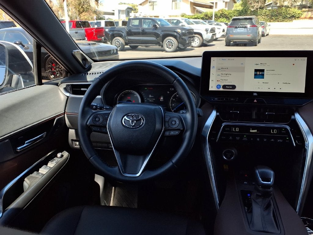 2023 Toyota Venza XLE
