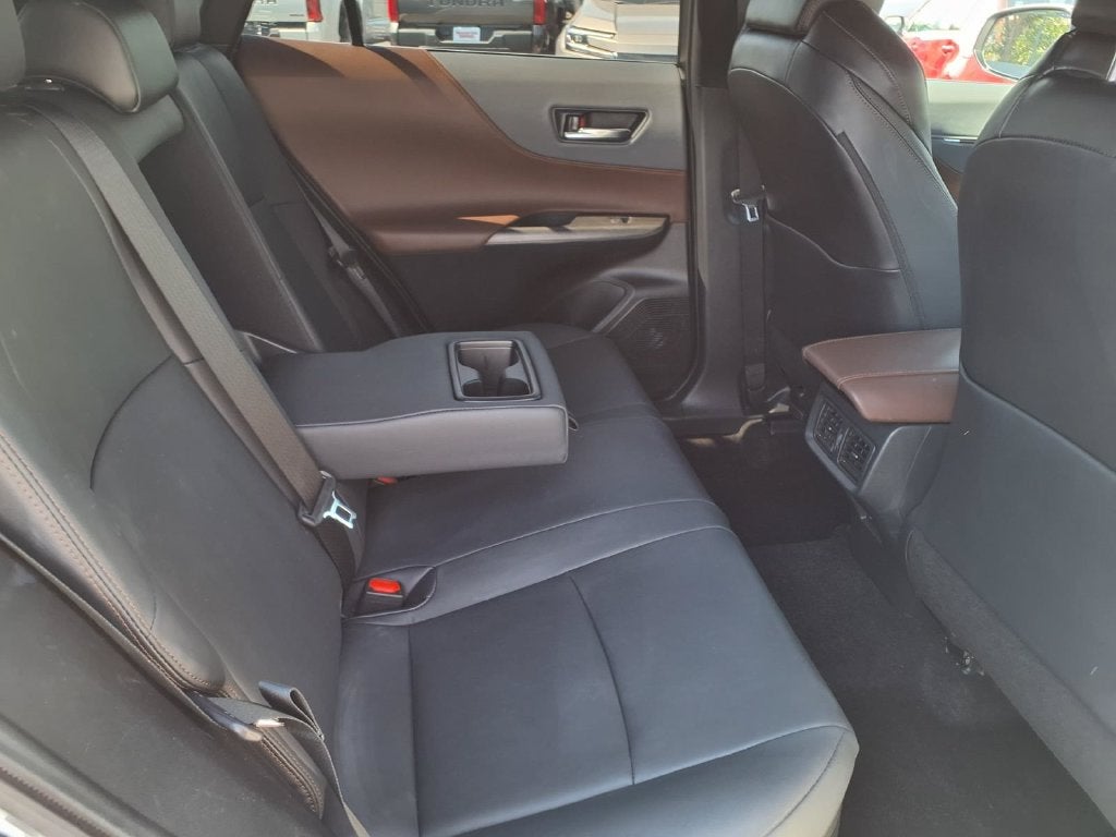 2023 Toyota Venza XLE