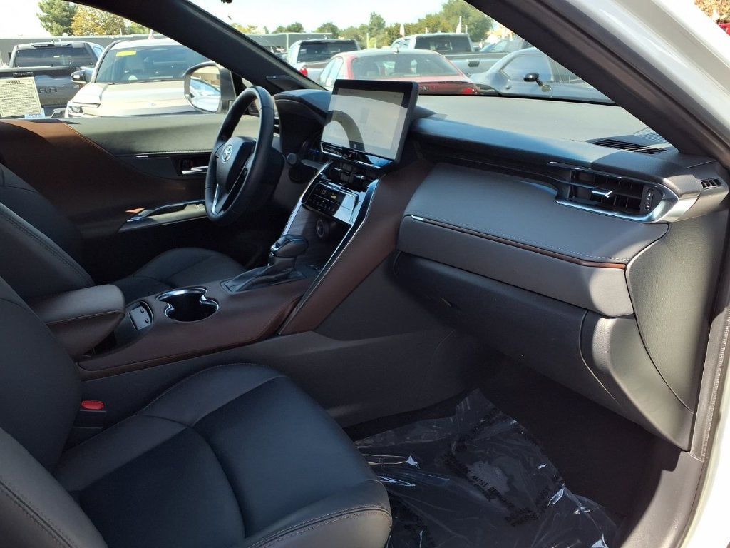 2023 Toyota Venza XLE