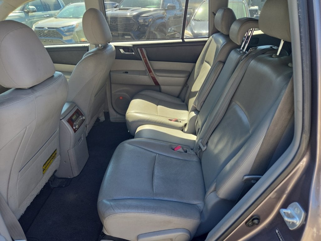 2011 Toyota Highlander Hybrid Limited