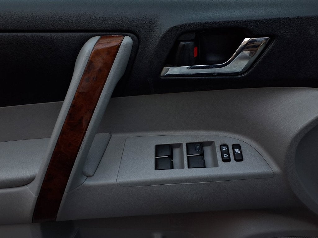 2011 Toyota Highlander Hybrid Limited