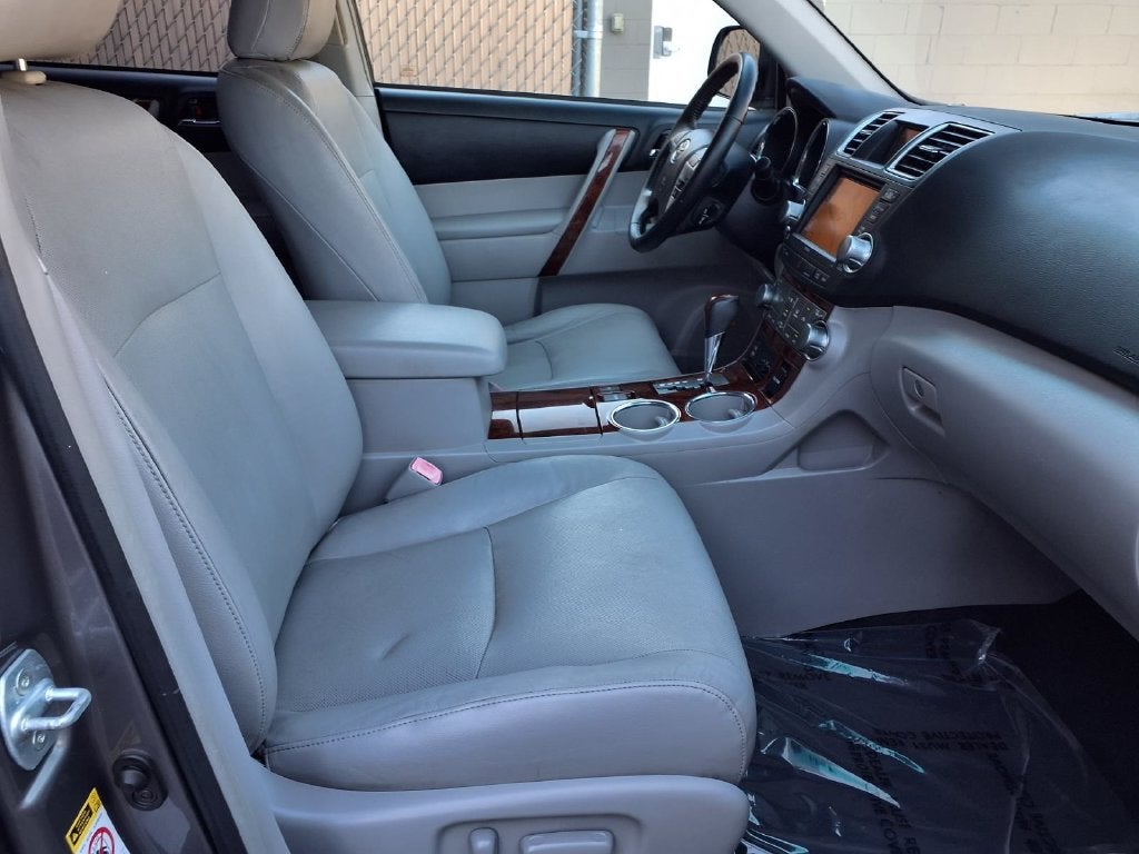 2011 Toyota Highlander Hybrid Limited