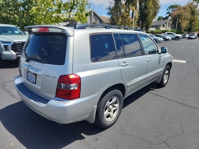 2005 Toyota Highlander Base
