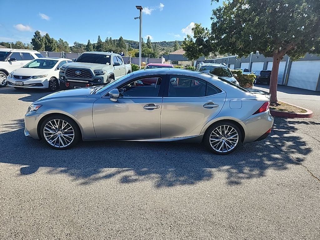 2016 Lexus IS 200t
