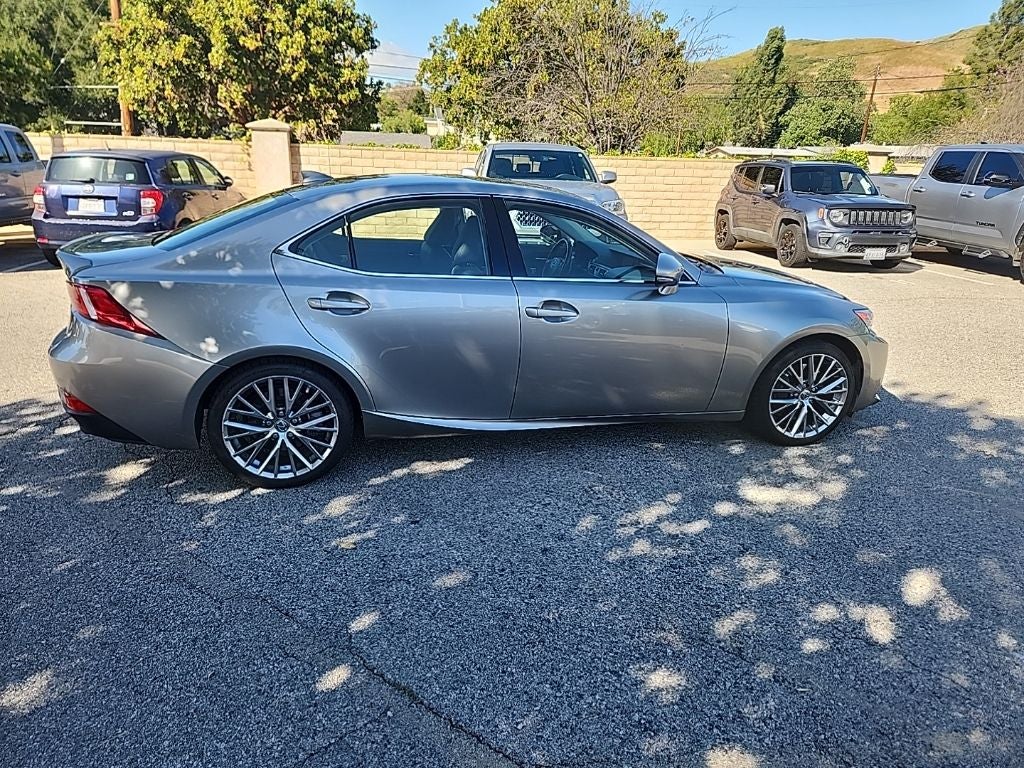2016 Lexus IS 200t