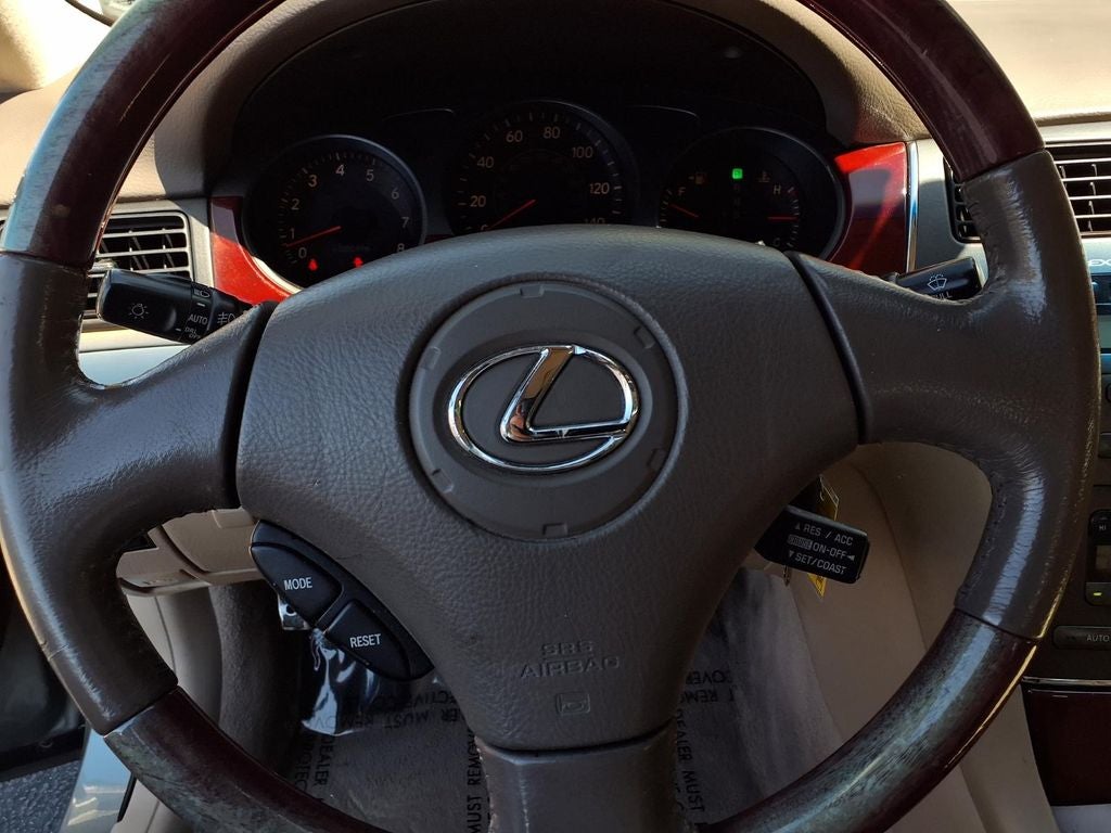 2004 Lexus ES 330