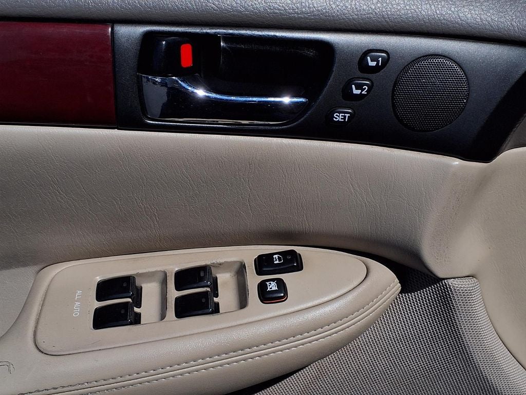 2004 Lexus ES 330