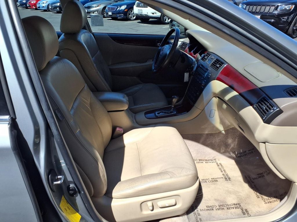 2004 Lexus ES 330